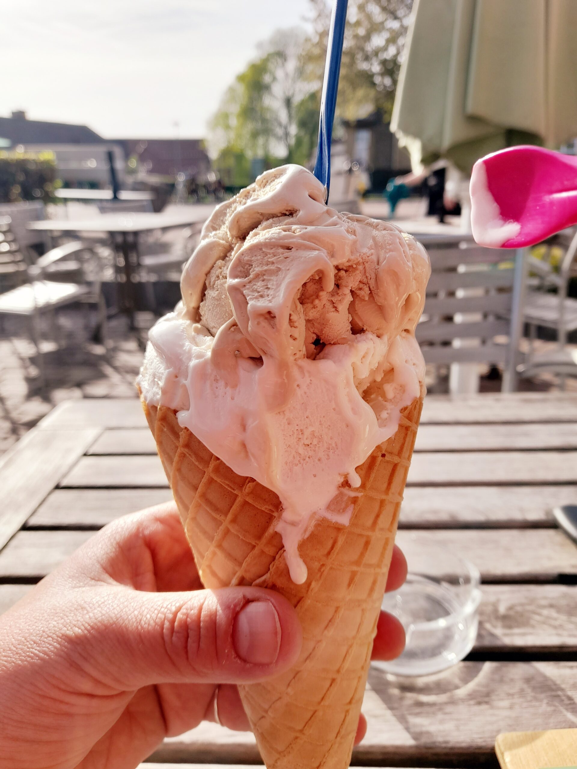 Gaat je tiener voor het eerst alleen op vakantie? 7 tips